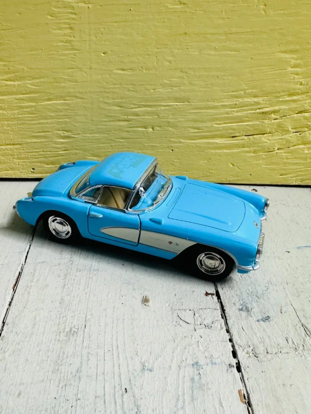 Kinsmart 1957 Chevrolet Corvette 1:34 Diecast Model Car Blue Pull Back Toy 5